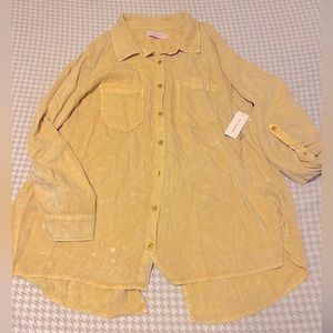 NWT. Molly & Isadora button down yellow shirt. Cuffed sleeves. Soft & comfy.